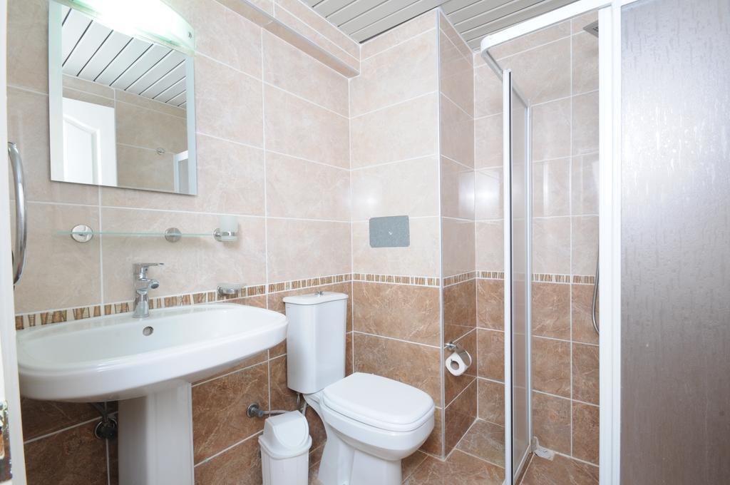 Kleopatra Apartments Icmeler Marmaris Bagian luar foto
