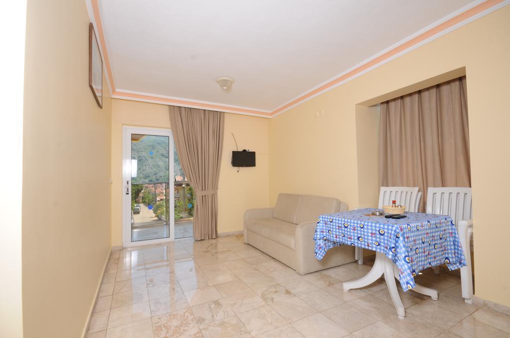 Kleopatra Apartments Icmeler Marmaris Bagian luar foto